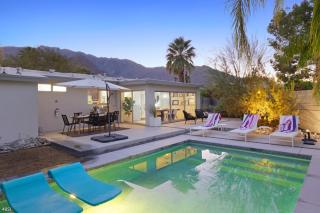 Blue Jean Baby - Palm Springs - 0