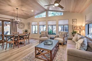 Stylish Flagstaff Hideaway with Hot Tub and Fire Pit! - Flagstaff - 4