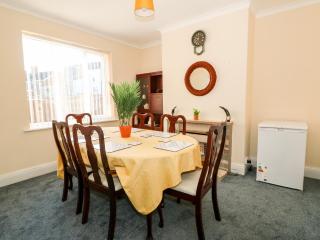 4 Dorothy Avenue - Skegness - 3