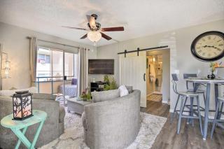Sunny Central Condo Lanai and Community Pool Access - Kailua-Kona - 4