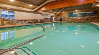 Best Western Plus Tree House - Mount Shasta - 4