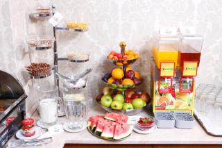 Six Inn Hotel Budapest - 9