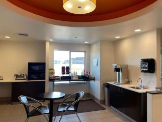 Baymont by Wyndham Williston - Williston - 8