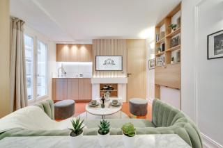 Amazing Historical Parisien Flat Next To Louvre Area - 3 - París - 0