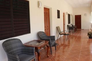 Eliwes Villa - Treasure Beach - 1