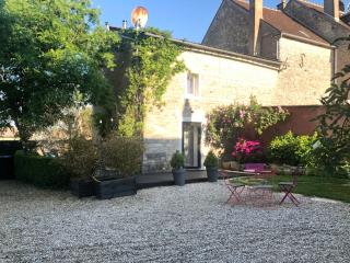 La Petite maison de Céline & Frédéric avec piscine à Préhy - 6