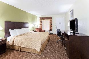Super 8 by Wyndham Decatur/Dntn/Atlanta Area - 7