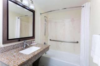 Super 8 by Wyndham Decatur/Dntn/Atlanta Area - Decatur - 3