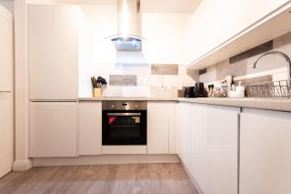 BEST PRICE - Superb Southampton City Apartments, Single Beds or King Size & Sofabed - AMAZING location close to MAYFLOWER THEATRE FREE PARKING - Southampton - 7