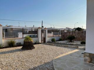 CHALET CON PISCINA PRIVADA - Torrevieja - 7