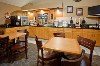 AmericInn by Wyndham Princeton MN - Princeton - 3