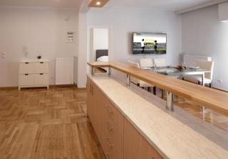 Upscale Luxury Athens Renovated Dream Home in One of the most Favorable Locations by National Gardens, Zoo & Hellenic Parliament in Syntagma and Stylish Exquisite Kolonaki neighborhood - 2