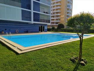 Algarve Beach Vibes Apartment, WiFi, Pool, AC, BBQ - Portimão - 1