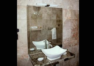 Hotel Petit Brussel - 1