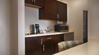 Best Western Premier Ashton Suites - Willowbrook - Houston - 2