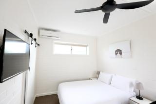 Guichen Bay Motel - 1