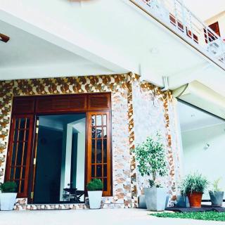 The city tourist hotel - 1