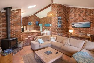 Berties Beach House - Dunsborough - 2