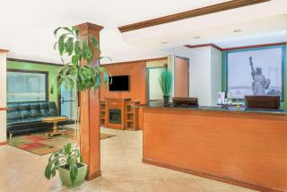 Super 8 by Wyndham Tilton/Lake Winnipesaukee - Tilton - 9