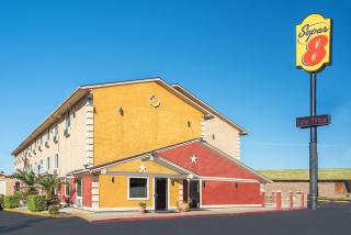 Super 8 by Wyndham San Antonio/I-35 North - San Antonio - 8