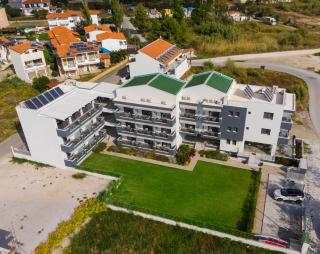 Botanica Luxury Suites - 7