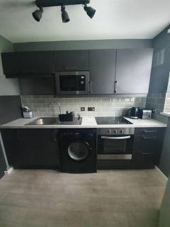 Central 2 bed apartment - Wolverhampton - 5