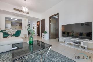 Full Marina and Ain Dubai Wheel View 1BR at The Point Dubai Marina by Deluxe Holiday Homes - 1
