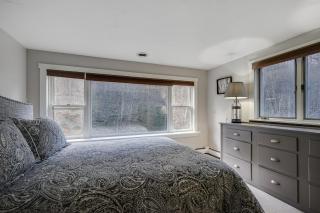 Killington Mountain Home! HotTub & 5 min to Skiing! - Killington - 7