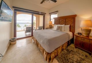 Condo Surf 405 - Luxury Oceanview Beachfront 3 BR with Gym - At El Faro Condos - Playa del Carmen - 5