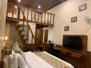 Royal Castle - Kasol - 4