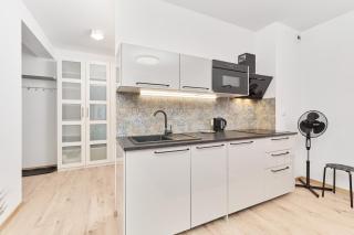 Studio Księcia Witolda 32 by Noclegi Renters - Wroclaw - 8