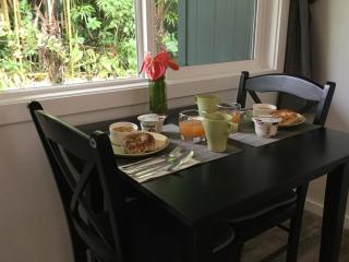 Hale 'Ohu Bed & Breakfast - Volcano - 9
