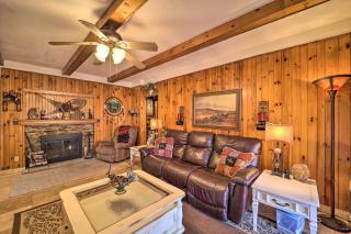 Cattail Creek Escape, 44 Mi to Mt Mitchell! - Burnsville - 8