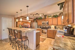 Cattail Creek Escape, 44 Mi to Mt Mitchell! - Burnsville - 5