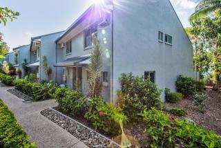 Sunset Waters 12 on Hamilton Island by HamoRent - 6