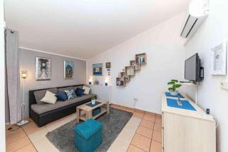 Apartment in Okrug Gornji with sea view, balcony, air conditioning, W-LAN 5050-1 - Trogir - 7