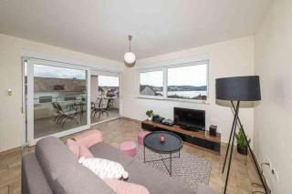 Apartment in Okrug Gornji with sea view, terrace, air conditioning, WiFi 5051-2 - 3