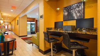 Best Western Plus Whitewater Inn - Harrison - 3