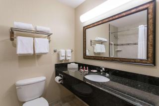 Days Inn & Suites by Wyndham Fort Pierce I-95 - Fort Pierce - 5