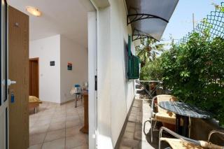 Studio apartment in Seget Vranjica with terrace, air conditioning, WiFi, washing machine 5052-1 - Seget Vranjica - 3