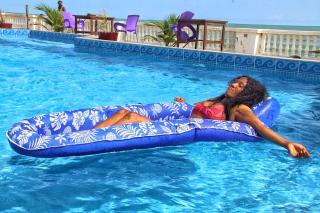 Coconut Pointe Villa & Beach Resort - 1