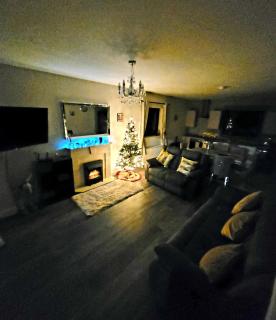 N0 2 Greystones Clock Tower Lodge - Leap - 1