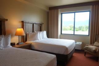 Glacier International Lodge - 6