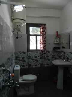Sahni's Foggy Hills HomeStay - 1
