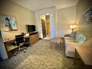 Best Western Brockport Inn & Suites - 2