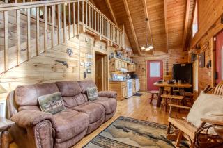 Southern Serenity, Pool table, Hot Tub, WIFI, 1089 FREE tickets each paid day, Dollywood and More - Sevierville - 9