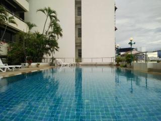 Nantiruj Tower - นันทิรุจ ทาวเวอร์ เซอร์วิสอพาร์ทเม้นท์ สุขุมวิท ซอย 8 - Bang Kapi - 5