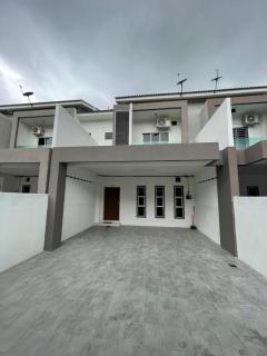 No 61 Nazirin Homestay Tmn Indah Raya 2 Manjung Lumut - 9