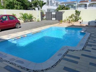 Idyllic Villa in Pereybere with Private Pool - Pereybere - 0