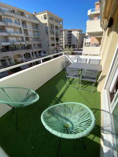 Super T2 Rénové Aperçu Mer Toutes Commodités - Antibes - 1
